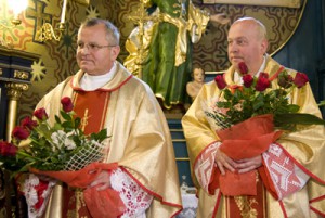 zdjęcia okazjonalne z mszy świętej w Łodygowicach