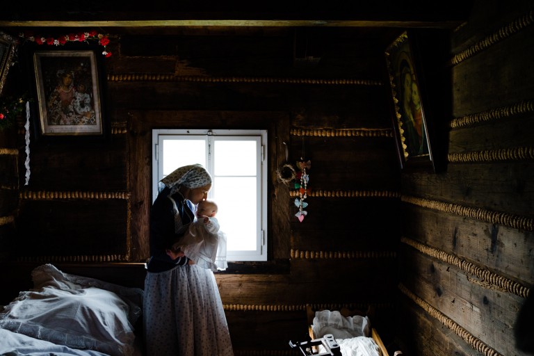 Skansen w Ślemieniu plenerowa sesja rodzinna po góralsku